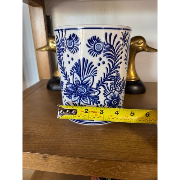 Pottery Barn Blue White Floral Ceramic Pot Planter Container Not For Food‎ Use - Picture 2 of 10